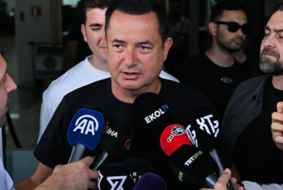 &Alpha;&tau;&zeta;&omicron;ύ&nu; &Iota;&lambda;&iota;&tau;&zeta;&alpha;&lambda;ί &gamma;&iota;&alpha; &tau;&omicron;&nu; &tau;&rho;&alpha;&upsilon;&mu;&alpha;&tau;&iota;&sigma;&mu;ό &tau;&omicron;&upsilon; &pi;&alpha;ί&kappa;&tau;&eta; &tau;&omicron;&upsilon; Survivor: &Phi;&epsilon;ύ&gamma;&omega; &epsilon;&pi;&epsilon;&iota;&gamma;ό&nu;&tau;&omega;&sigmaf; &gamma;&iota;&alpha; &Alpha;&gamma;&iota;&omicron; &Delta;&omicron;&mu;ί&nu;&iota;&kappa;&omicron;