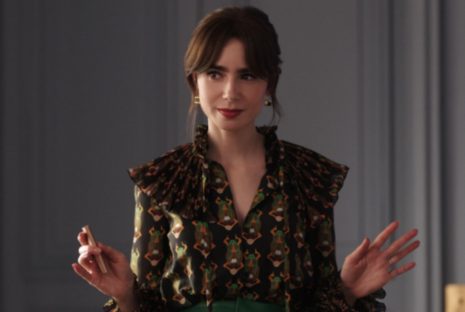 &laquo;Έ&phi;&upsilon;&gamma;&epsilon;&raquo; &alpha;&pi;ό &tau;&eta; &zeta;&omega;ή &gamma;&nu;&omega;&sigma;&tau;ό&sigmaf; &eta;&theta;&omicron;&pi;&omicron;&iota;ό&sigmaf; &alpha;&pi;ό &tau;&omicron; &laquo;Emily in Paris&raquo;