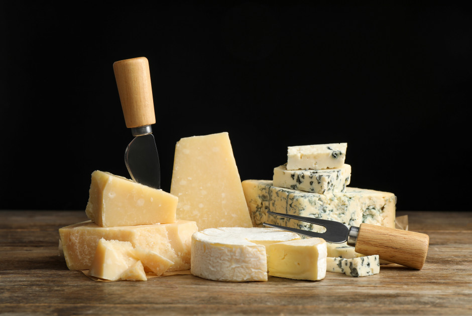Taste Atlas: &Pi;&omicron;&iota;&omicron; &epsilon;&lambda;&lambda;&eta;&nu;&iota;&kappa;ό &tau;&upsilon;&rho;ί &epsilon;ί&nu;&alpha;&iota; &tau;&omicron; &kappa;&alpha;&lambda;ύ&tau;&epsilon;&rho;&omicron; &sigma;&tau;&omicron;&nu; &kappa;ό&sigma;&mu;&omicron;