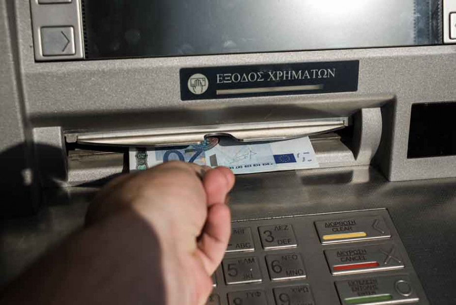 &Epsilon;&phi;&epsilon;&tau;&epsilon;ί&omicron;: &Alpha;&upsilon;&xi;ά&nu;&epsilon;&iota; &omicron;&phi;&epsilon;&iota;&lambda;ή &delta;&alpha;&nu;&epsilon;ί&omicron;&upsilon; &tau;&omicron;&upsilon; 2000 &kappa;&alpha;&tau;ά &euro;260.000