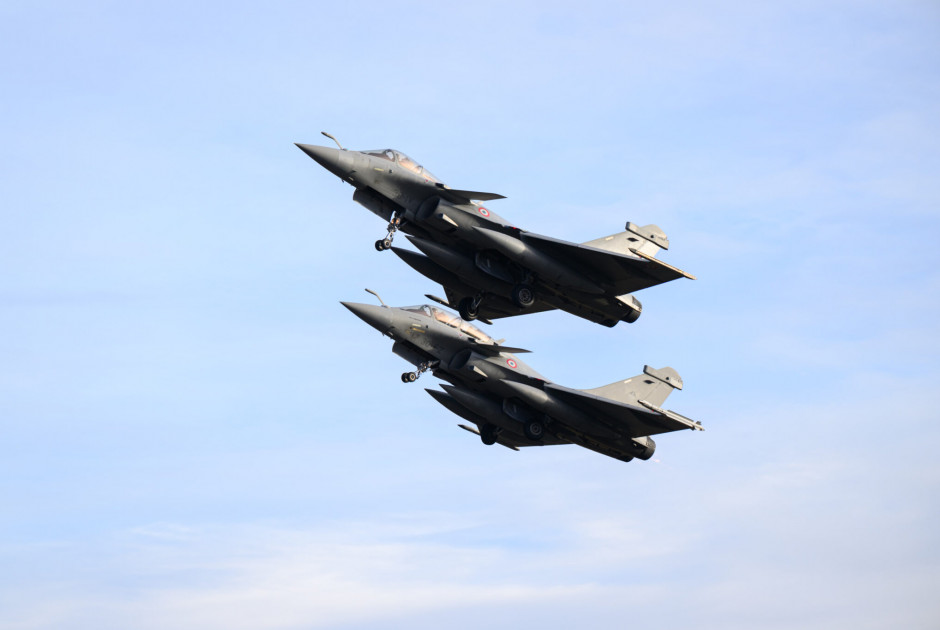 &Pi;&alpha;&rho;&alpha;&mu;&omicron;&nu;ή &tau;&omega;&nu; &epsilon;&lambda;&lambda;&eta;&nu;&iota;&kappa;ώ&nu; F16 &sigma;&tau;&eta;&nu; &Kappa;ύ&pi;&rho;&omicron; &alpha;&pi;&omicron;&phi;ά&sigma;&iota;&sigma;&epsilon; &tau;&omicron; &Kappa;&Upsilon;&Sigma;&Epsilon;&Alpha;