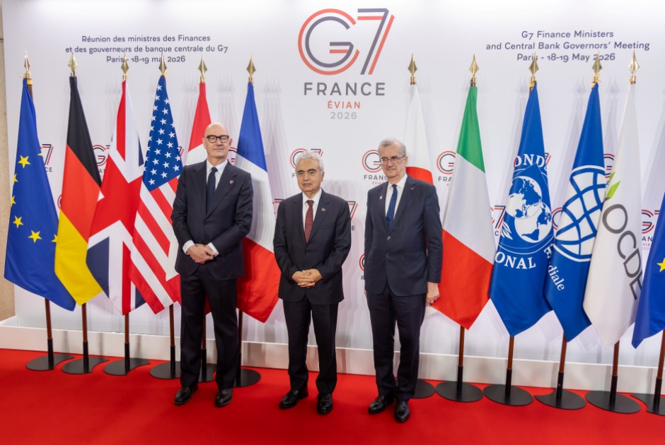 &Upsilon;&Pi;&Omicron;&Iota;&Kappa; &kappa;&alpha;&iota; &kappa;&epsilon;&nu;&tau;&rho;&iota;&kappa;&omicron;ί &tau;&rho;&alpha;&pi;&epsilon;&zeta;ί&tau;&epsilon;&sigmaf; &tau;&eta;&sigmaf; G7 &sigma;&epsilon; &sigma;&upsilon;&nu;ά&nu;&tau;&eta;&sigma;&eta; &sigma;&tau;&omicron; &Pi;&alpha;&rho;ί&sigma;&iota;