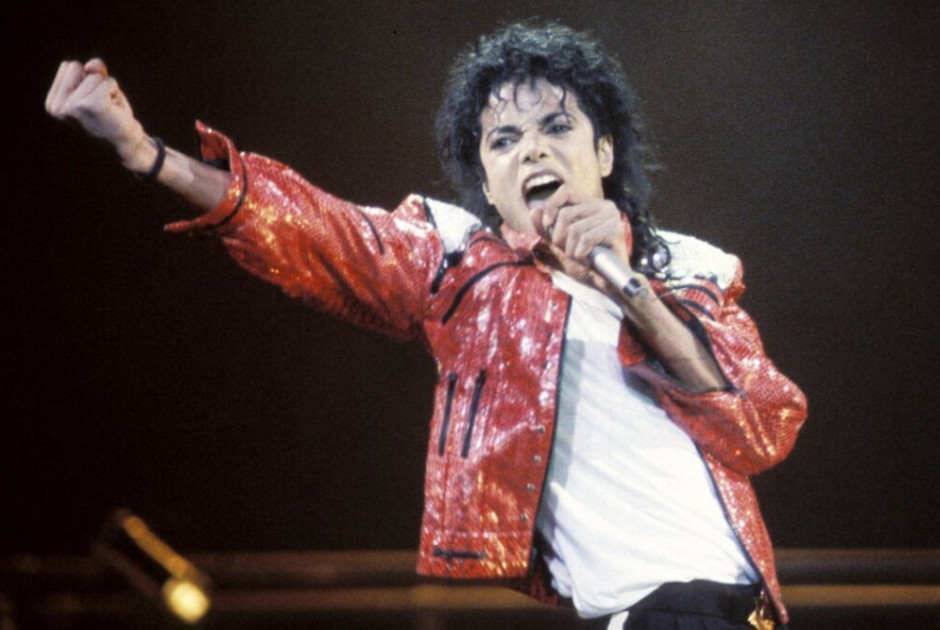 &Tau;&omicron; &laquo;Billie Jean&raquo; &tau;&omicron;&upsilon; &Mu;ά&iota;&kappa;&lambda; &Tau;&zeta;ά&kappa;&sigma;&omicron;&nu; &sigma;&tau;&omicron; &Nu;&omicron;.1 &tau;&omicron;&upsilon; &laquo;Billboard Global 200&raquo;
