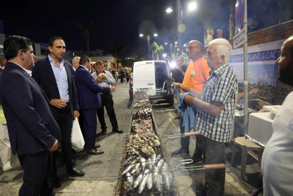 Γιορτινός παλμός: Μουσική, χορός και η παράδοση του Κατακλυσμού (ΒΙΝΤΕΟ)