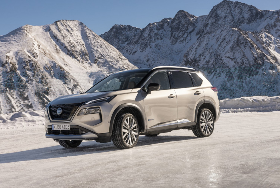 &Omicron; Ό&mu;&iota;&lambda;&omicron;&sigmaf; &Pi;&eta;&lambda;&alpha;&kappa;&omicron;ύ&tau;&alpha; &phi;έ&rho;&nu;&epsilon;&iota; &tau;&omicron; Nissan X-Trail &pi;&iota;&omicron; &kappa;&omicron;&nu;&tau;ά &sigma;&epsilon; &kappa;ά&theta;&epsilon; &omicron;&iota;&kappa;&omicron;&gamma;έ&nu;&epsilon;&iota;&alpha;