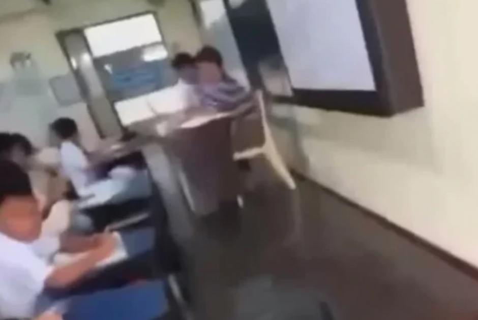  ηξ