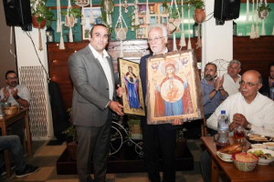 Γιαννης καρουσος