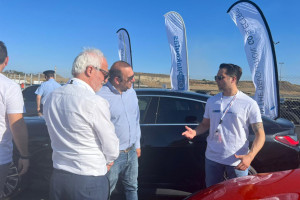 γιαννης καρουσος