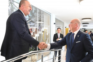 νικος χριστοδουλιδης μεβλουτ τσαβουσογλου