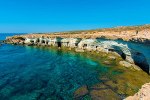 θαλασσινες σπηλιες καβο γκρεκο