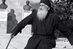 κυριακος παπαλαζαρος