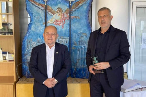 σιμος ιωαννου γιαννης μωραλης δημαρχος αμμοχωστου δημαρχος πειραια