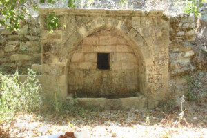 Μεσαιωνική βρύση Χούλου
