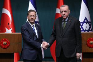Ρετζέπ Ταγίπ Ερντογάν Ισαάκ Χέρτζογκ