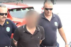 κορινθος πατερας