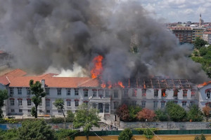 νοσοκομείο Κωνσταντινούπολης