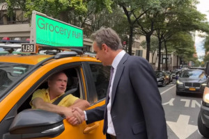 Κυριάκος Μητσοτάκης ταξιτζής