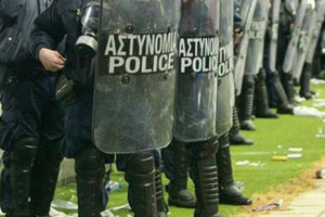 αστυνομια γηπεδο.jpeg