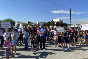 διαμαρτυρία Δάλι ασφαλτικά.