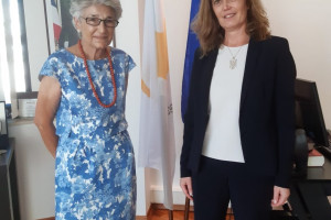 Tιτίνα Λοϊζίδου πρέσβης Γαλλία