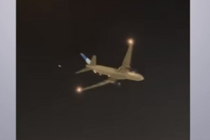 ι0