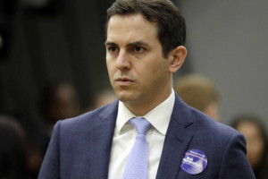 Ρόμπερτ Μενέντεζ Τζούνιορ