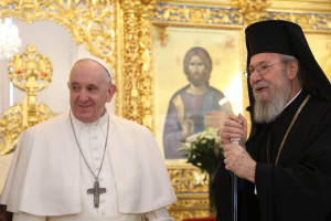 Πάπας Φραγκίσκος, Αρχιεπίσκοπος Χρυσόστομος