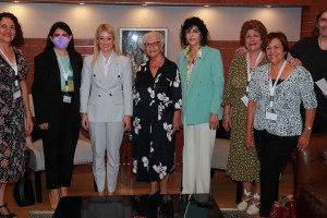 πρέοδρος της βουλής
