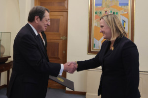 Νίκος Αναστασιάδης Τζούλι Φίσερ