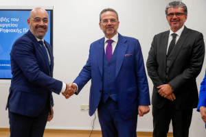 Φίλιππος Χατζηζαχαρίας Κυριάκος Κόκκινος