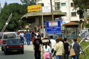 Οδόφραγμα Απρίλης 2003.
