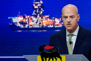 Κλαούντιο Ντεσκάλτσι ΕΝΙ
