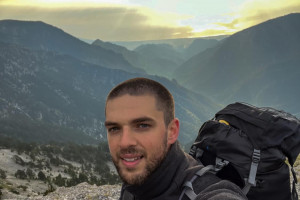 ΜΑΡΙΟΣ ΓΙΑΝΝΑΚΟΥ ΕΒΕΡΕΣΤ