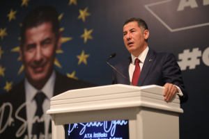 Σινάν Ογάν