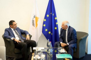 Συνάντηση Κωνσταντίνου Κόμπου και Ζοζέπ Μπορέλ