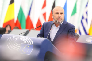 Δημήτρης Παπαδάκης