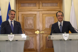 Νίκος Χριστοδουλίδης Κυριάκος Μητσοτάκης