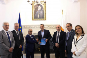 Πρόεδρος της Δημοκρατίας Επιτροπή Εκπαιδευτική Υπηρεσίας