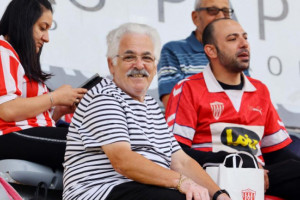 ΣΑΛ ΡΕΤΡΟ