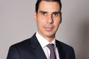 μαριος θεμιστοκλεους