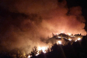 ροδος πυρκαγια