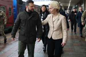 ζελενσκι ουρσουσα φον ντερ λαινεν