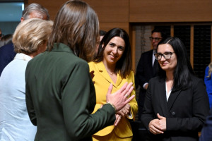 ραουνα