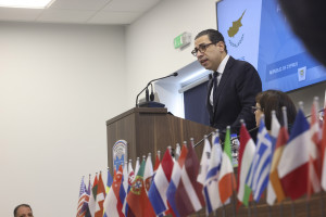 κωνσταντινος κομπος 2