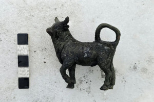λθι