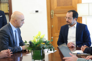 προεδρος της δημοκρατιας