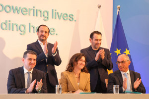 ητ