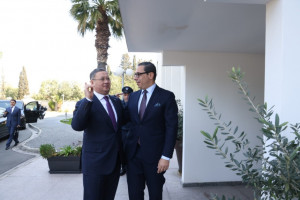 κομπος
