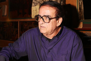 Μιχαλης Βιολαρης