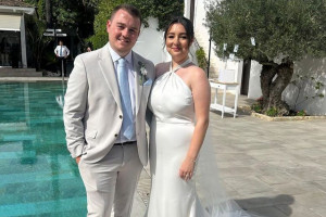 Couple-discover-nursery-picture-of-them-sitting-together-seven-years-after-falling-in-love-3